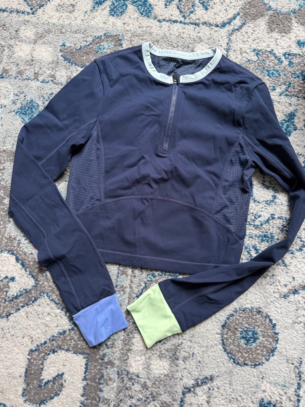 Sweaty Betty Navy Long-Sleeve Crop Top with Light Blue and Lime Cuffs
